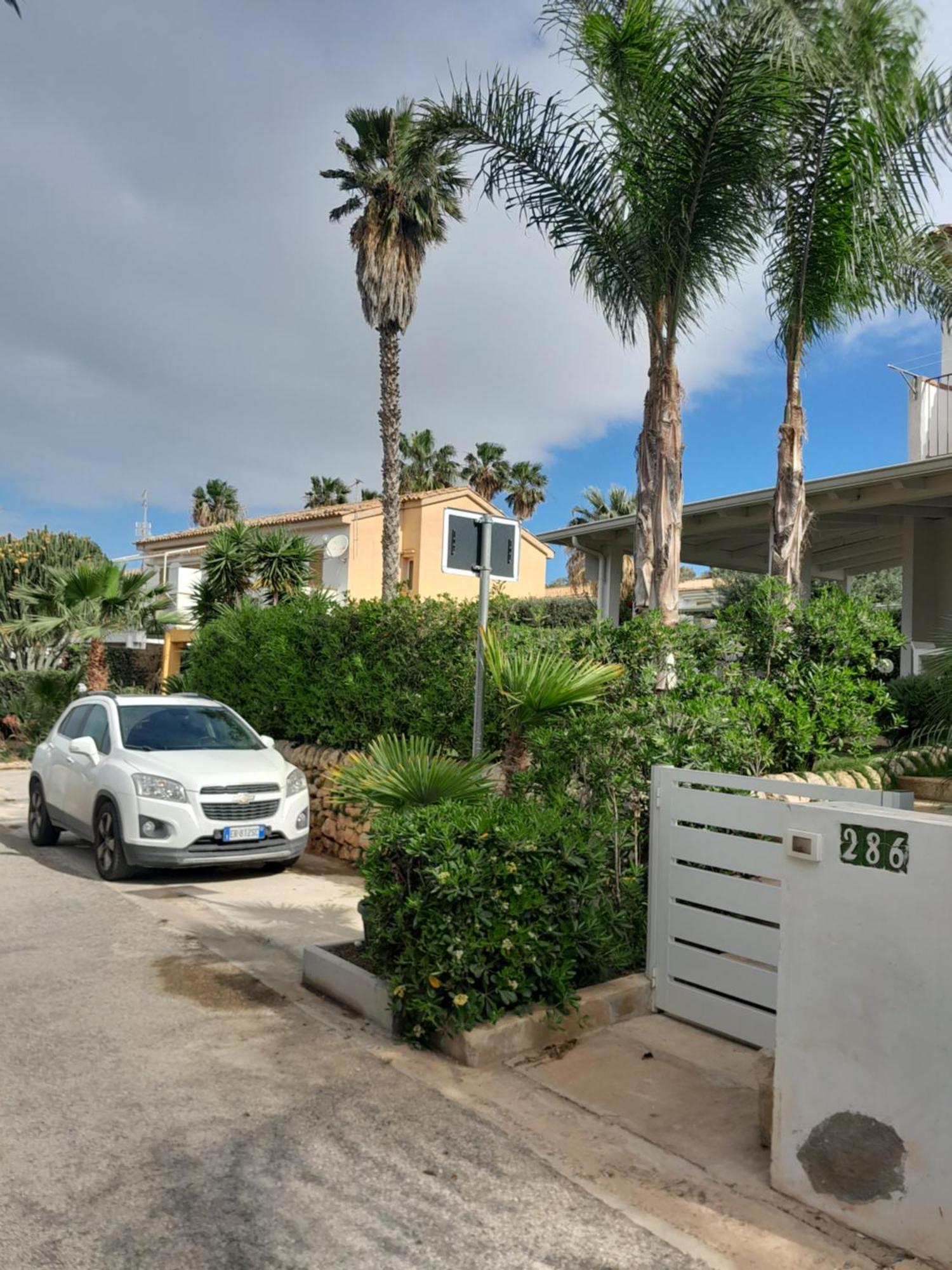 L'Oasi Di Athena Villa รากูซา ภายนอก รูปภาพ